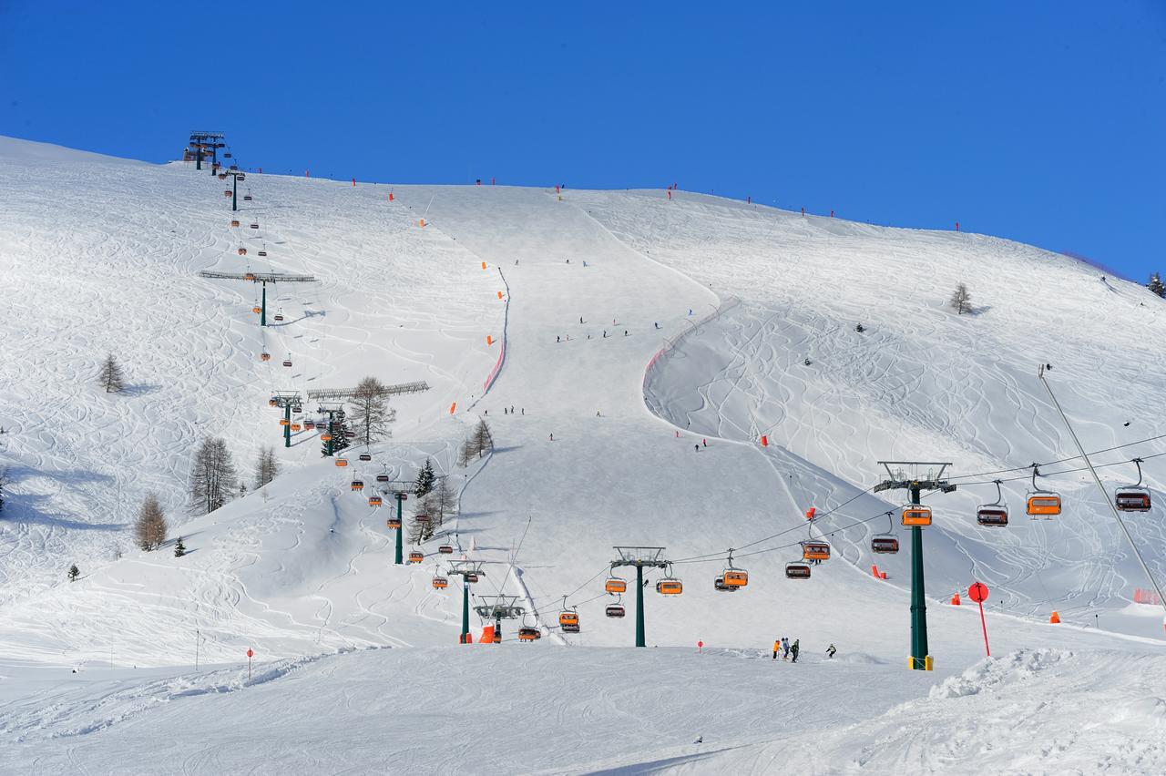 Alpen Hotel Corona Vigo di Fassa Exteriör bild